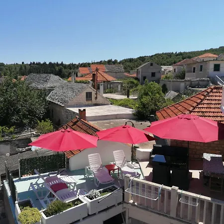 Holiday home Rafa's House