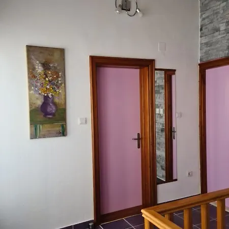Rafa's House Selca