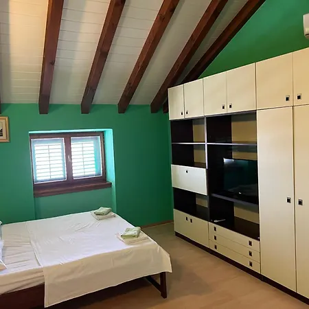 Rafa's House * Selca (Brac)